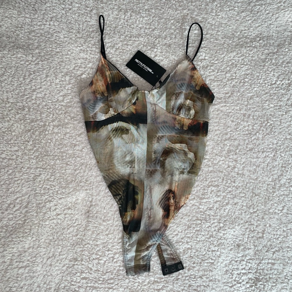 PrettyLittleThing Bodysuit